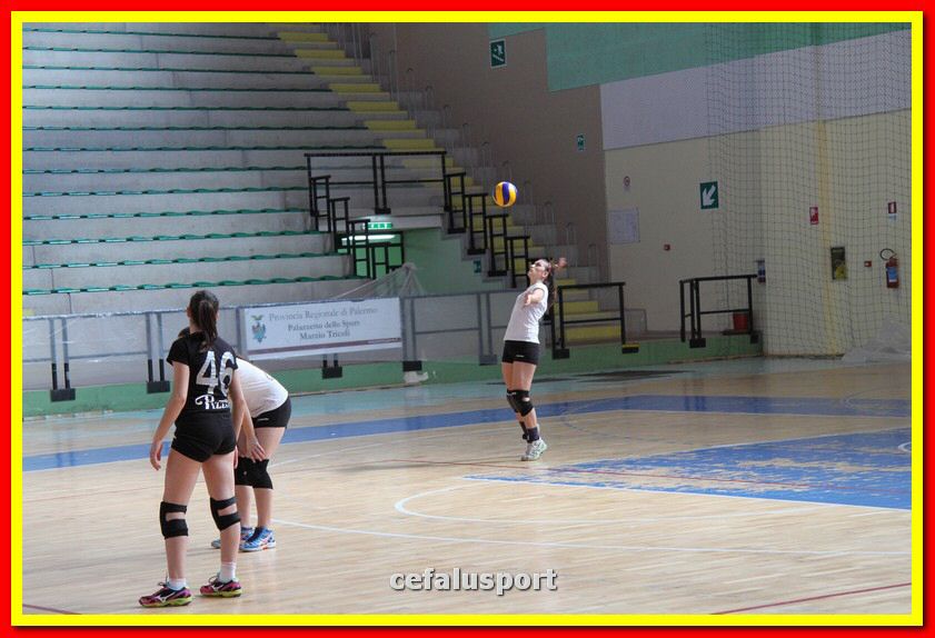 150614 volley 356_tn.jpg